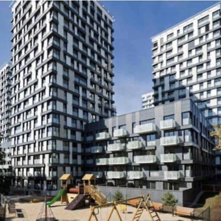 Residence Garden Tower s balkonem, garaz Prag Dış mekan fotoğraf