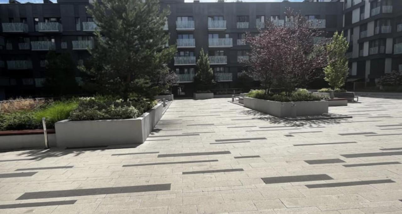 Residence Garden Tower s balkonem, garaz Prag Dış mekan fotoğraf
