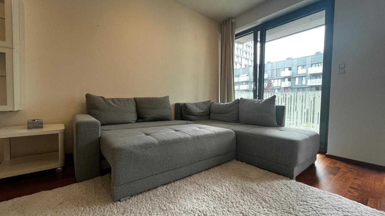 Residence Garden Tower s balkonem, garaz Prag Dış mekan fotoğraf