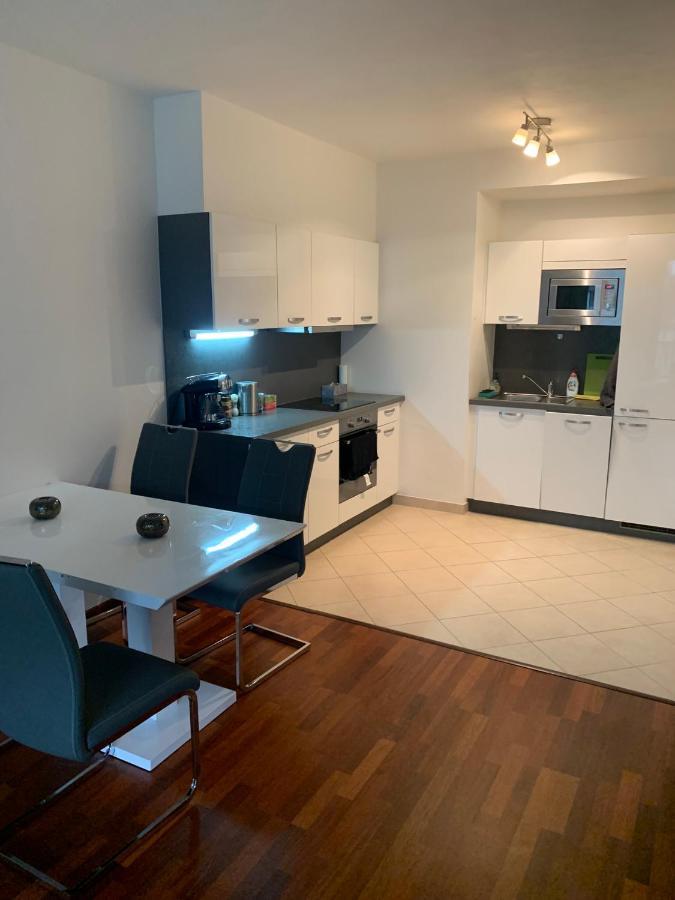Residence Garden Tower s balkonem, garaz Prag Dış mekan fotoğraf